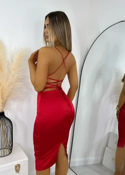 Women DressMeZee Dresses|Brianna Satin Midi Dress - Red