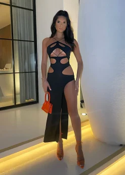 Women DressMeZee Dresses|Effortless Cut Out Maxi Dress - Black