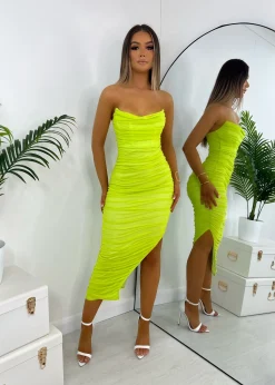Women DressMeZee Dresses|Pretty Moment Ruched Midi Dress - Green