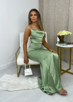 Women DressMeZee Dresses|Tiana Satin Split Gown - Mint